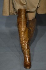 マックスマーラ 2019-20年秋冬コレクション、マスキュリンなピースでグラマーを表現｜写真11