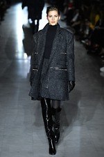 マックスマーラ 2019-20年秋冬コレクション、マスキュリンなピースでグラマーを表現｜写真47