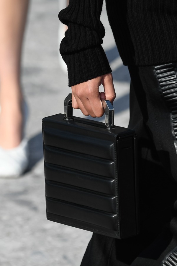 ボッテガ・ヴェネタ(BOTTEGA VENETA) 2019年秋ウィメンズコレクション  - 写真50