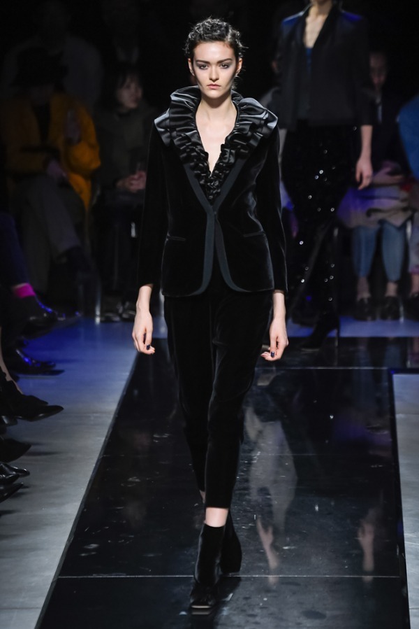 ジョルジオ アルマーニ(Giorgio Armani) 2019-20年秋冬ウィメンズコレクション  - 写真38