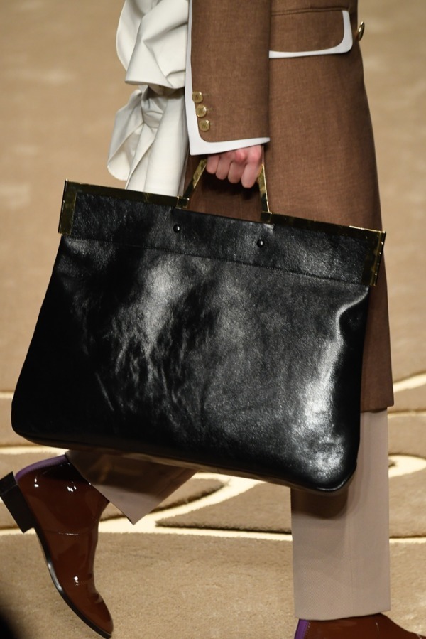 フェンディ 2019-20年秋冬<span>コレクション</span> - 写真4