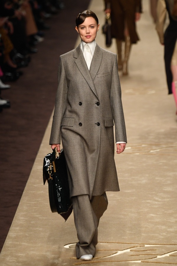 フェンディ 2019-20年秋冬<span>コレクション</span> - 写真10