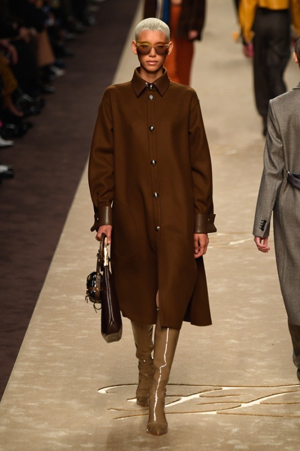 フェンディ(FENDI) 2019-20年秋冬ウィメンズコレクション  - 写真12