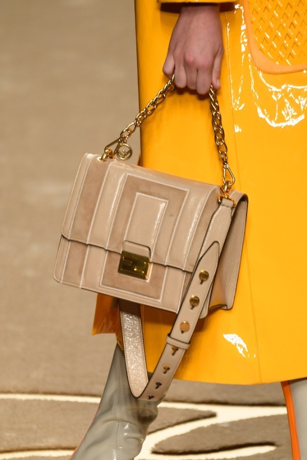 フェンディ(FENDI) 2019-20年秋冬ウィメンズコレクション  - 写真28