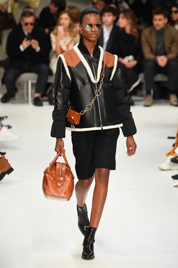 トッズ(TOD'S) 2019-20年秋冬ウィメンズコレクション シルエット - 写真10