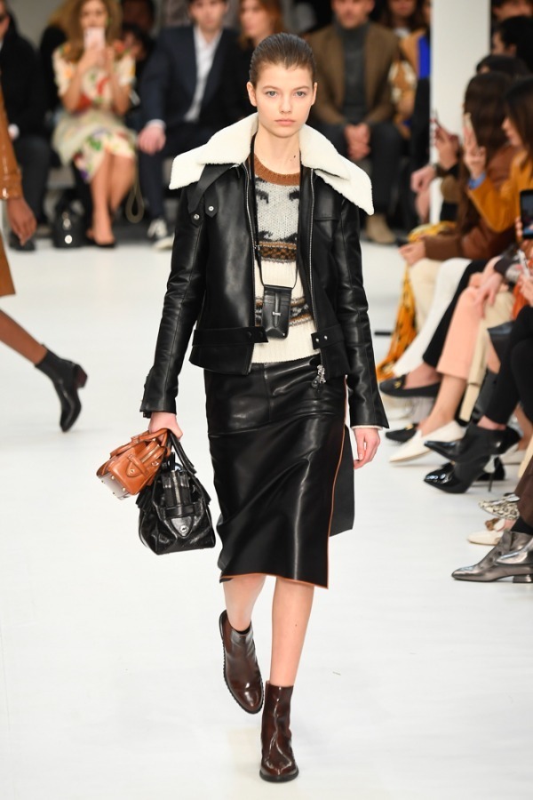 トッズ(TOD'S) 2019-20年秋冬ウィメンズコレクション シルエット - 写真14