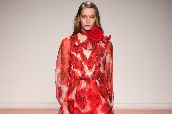 ブルマリン(Blumarine) コレクション - ファッションプレス ブルマリン(Blumarine) コレクション - ファッションプレス
