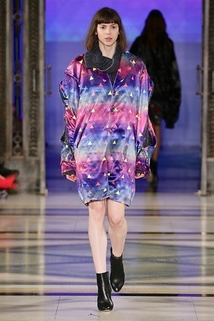 ヨハン クー ゴールドレーベル(Johan Ku GoLd Label) 2019-20年秋冬ウィメンズコレクション  - 写真12