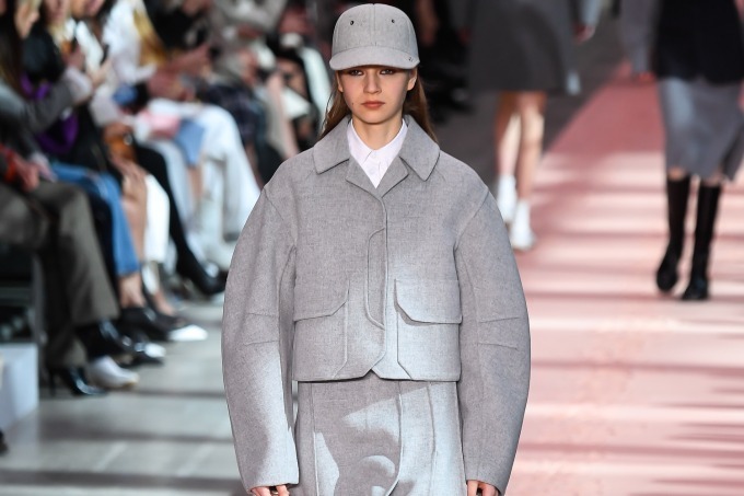 スポーツマックス 2019-20年秋冬コレクション - "未来のクラシシズム"を探求