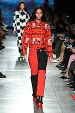 MSGM 2019-20年秋冬ウィメンズコレクション - ポップなハートに心躍らせて｜写真12