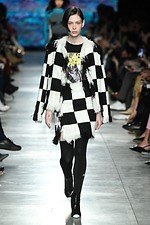 MSGM 2019-20年秋冬ウィメンズコレクション - ポップなハートに心躍らせて｜写真16