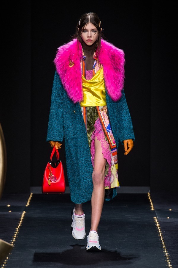 ヴェルサーチェ(VERSACE) 2019-20年秋冬ウィメンズコレクション  - 写真44