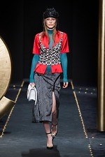 ヴェルサーチェ 2019年秋冬ウィメンズコレクション - ラグジュアリーとグランジの融合｜写真17