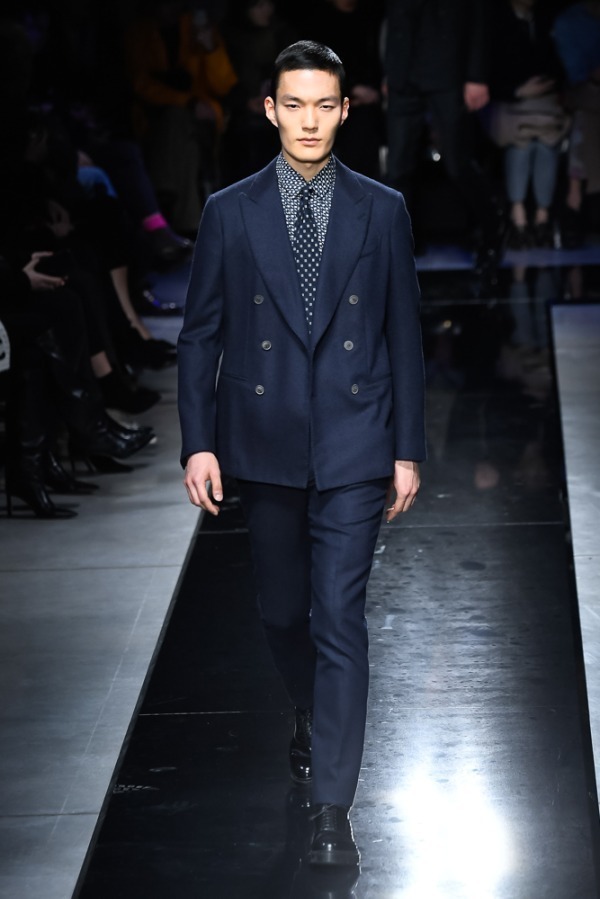 ジョルジオ アルマーニ(Giorgio Armani) 2019-20年秋冬メンズコレクション  - 写真30