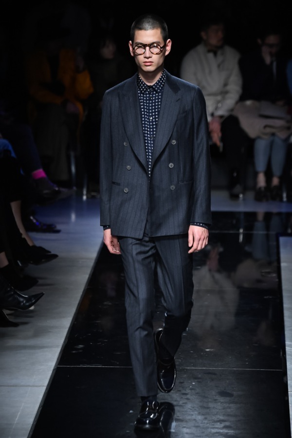 ジョルジオ アルマーニ(Giorgio Armani) 2019-20年秋冬メンズコレクション  - 写真31