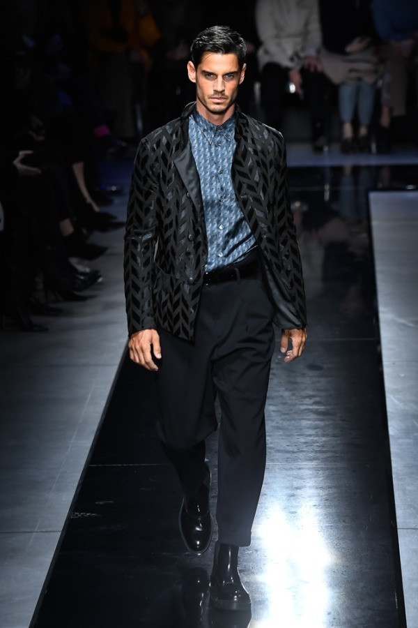 ジョルジオ アルマーニ(Giorgio Armani) 2019-20年秋冬メンズコレクション  - 写真34