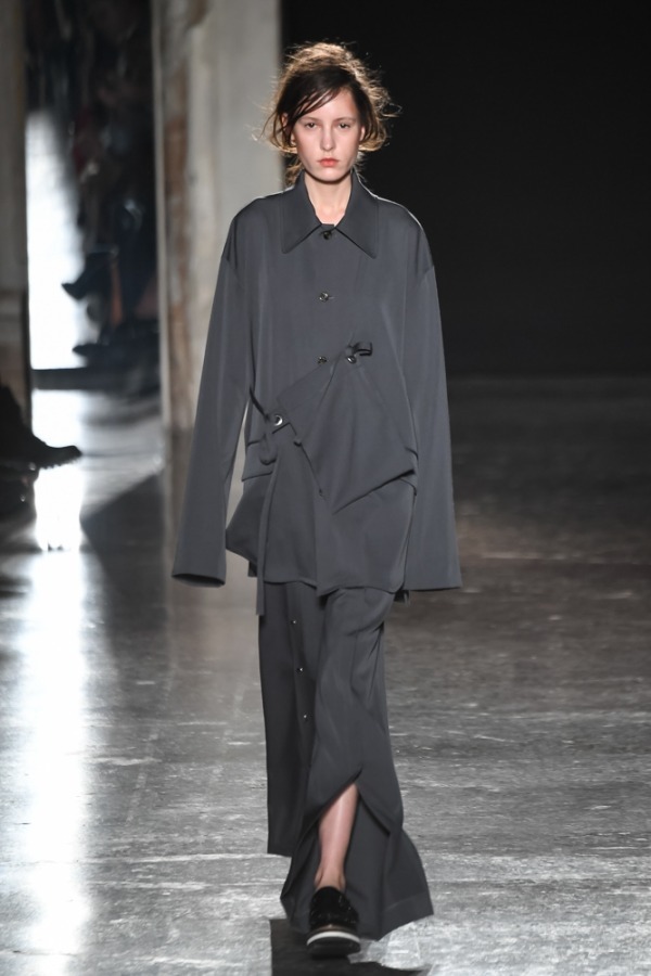 ウジョー 2019-20年秋冬<span>コレクション</span> - 写真1
