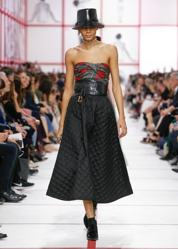 ディオール(DIOR) 2019-20年秋冬ウィメンズコレクション  - 写真6