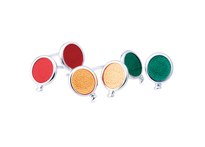 俄「プレッジ コレクション」