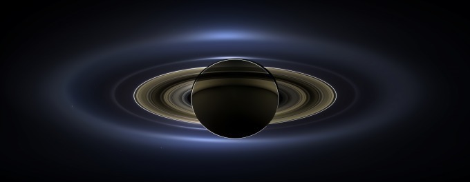 写真展「宇宙絶景 宙(ソラ)の旅」TeNQで初開催、NASAの“土星全景”写真など約40点｜写真2