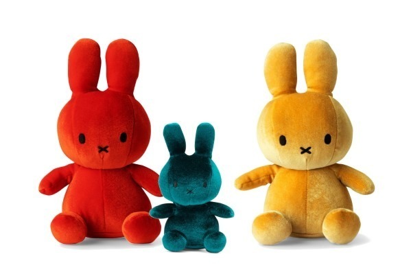 スピーカー｜MoMAデザインストアから春の新作、針の動きで表情を変える時計やベルベット素材ミッフィーなど