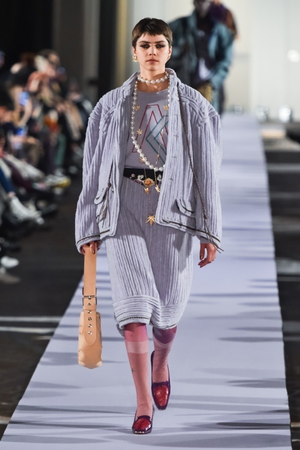 アンドレアス・クロンターラー フォー ヴィヴィアン・ウエストウッド(Andreas Kronthaler for Vivienne Westwood) 2019-20年秋冬ウィメンズ&メンズコレクション シルエット - 写真8