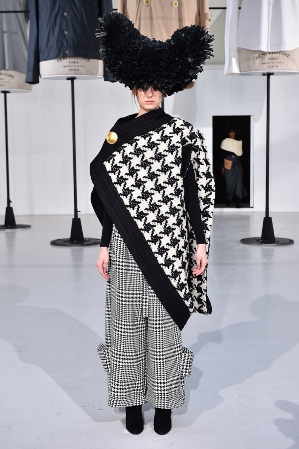 アンリアレイジ 2019-20年秋冬｜ ポンチョ