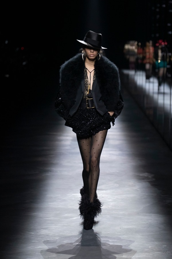 サンローラン(Saint Laurent) 2019-20年秋冬ウィメンズコレクション  - 写真12