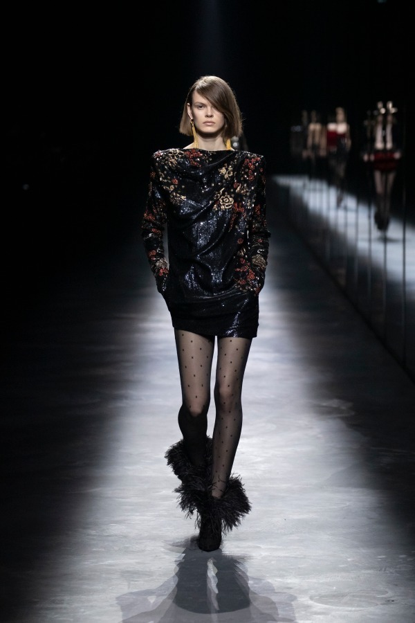 サンローラン(Saint Laurent) 2019-20年秋冬ウィメンズコレクション  - 写真20