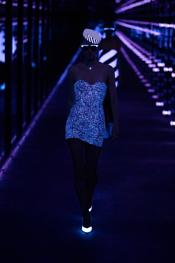 サンローラン(Saint Laurent) 2019-20年秋冬ウィメンズコレクション シルエット - 写真53