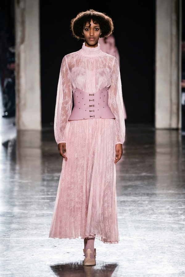 チカ キサダ 2019-20年秋冬<span>コレクション</span> - 写真8