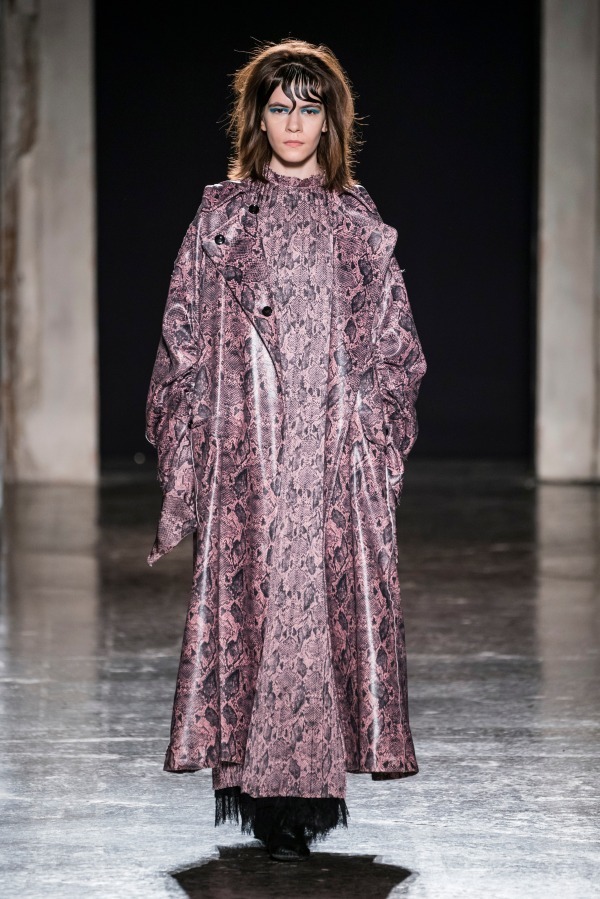 チカ キサダ 2019-20年秋冬<span>コレクション</span> - 写真13