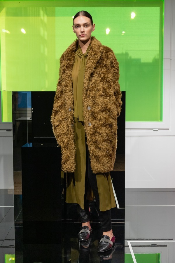 ファビアナフィリッピ  (FABIANA FILIPPI) 2019-20年秋冬ウィメンズコレクション  - 写真1