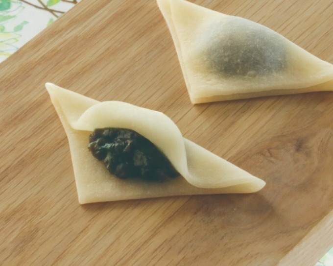 3月のおたべ「夢見月」爽やかな“よもぎ餡”が主役、後味の良い上品な甘み|写真1