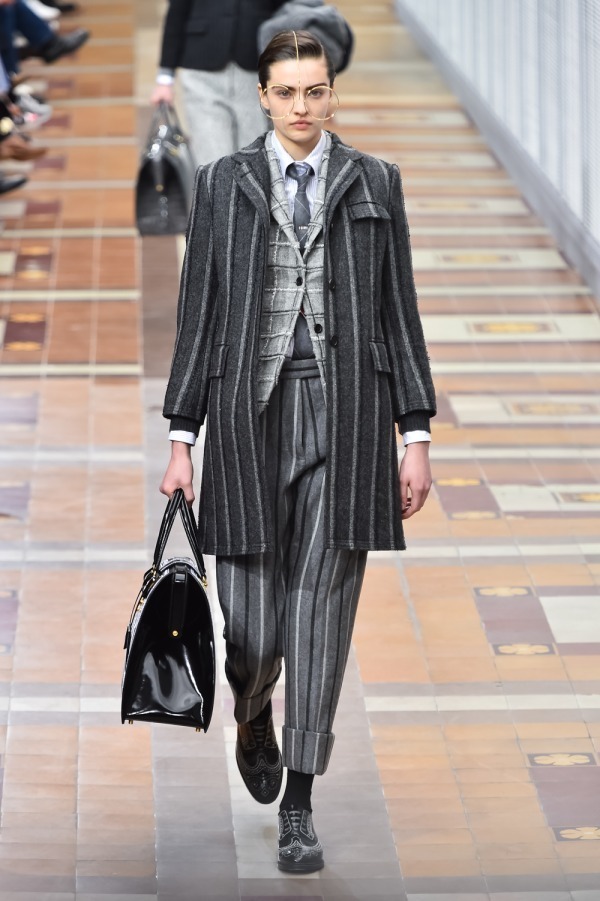 トム ブラウン(THOM BROWNE) 2019-20年秋冬ウィメンズ&メンズコレクション シルエット - 写真17