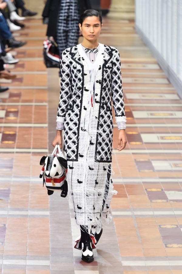 トム ブラウン(THOM BROWNE) 2019-20年秋冬ウィメンズ&メンズコレクション シルエット - 写真49