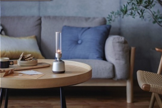 スピーカー｜ソニーのハイレゾ対応サウンドスピーカー「LSPX-S2」有機ガラス管が奏でるクリアな音色