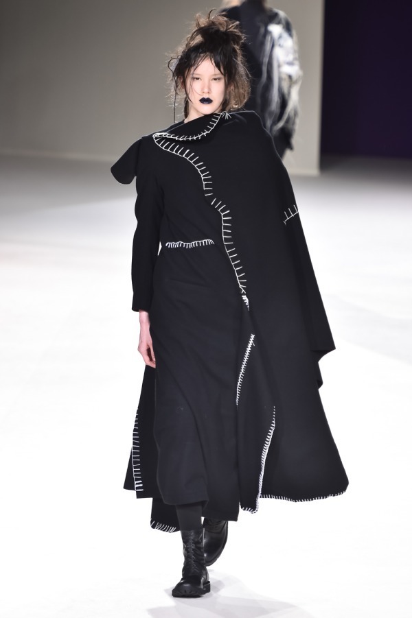 ヨウジヤマモト(Yohji Yamamoto) 2019-20年秋冬ウィメンズコレクション  - 写真61