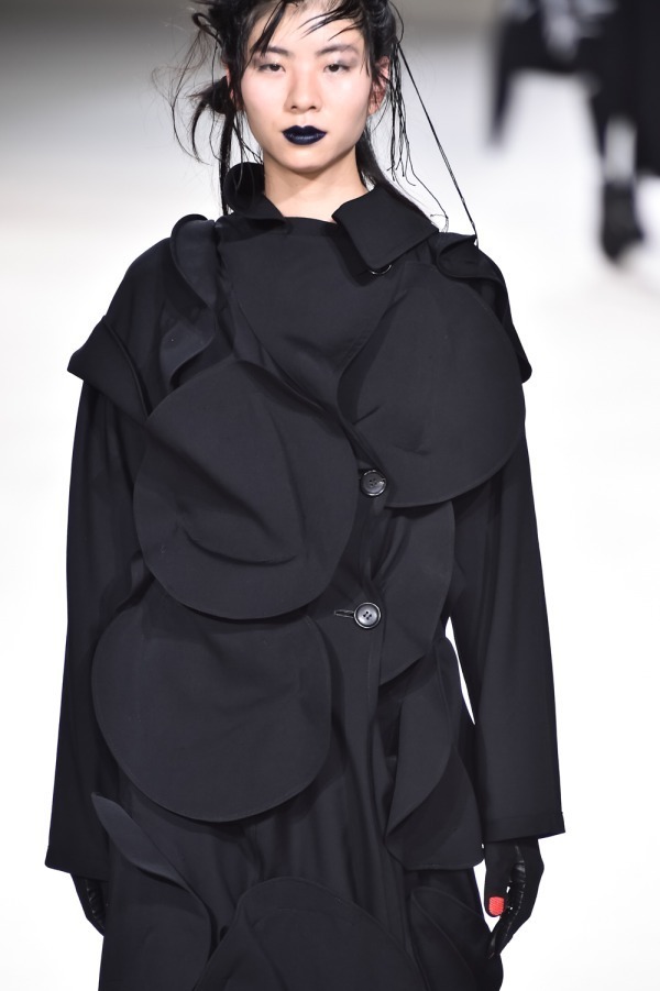 ヨウジヤマモト(Yohji Yamamoto) 2019-20年秋冬ウィメンズコレクション  - 写真69