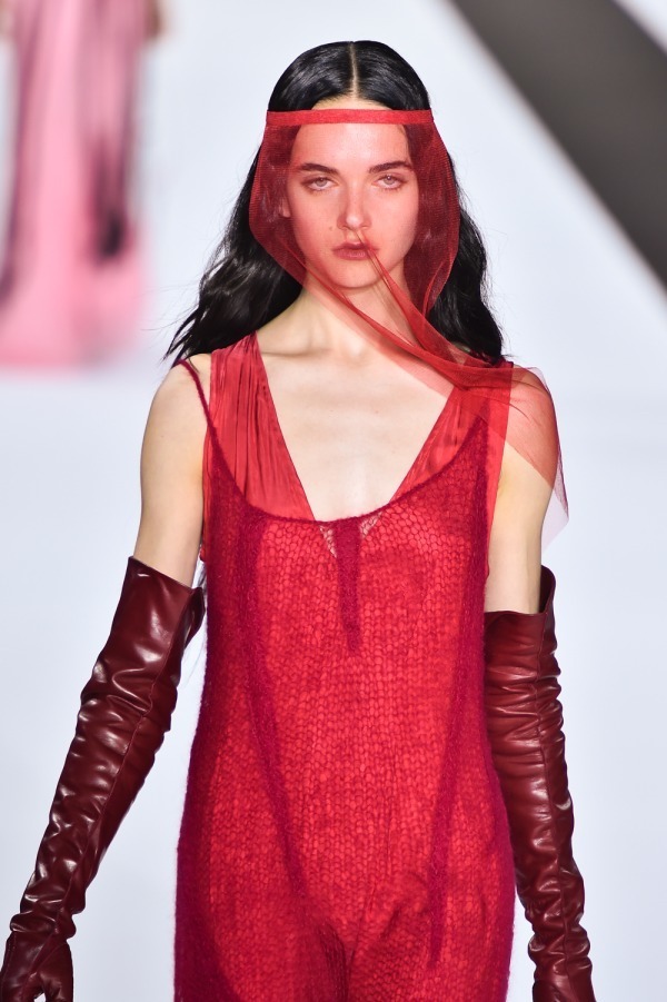 アン ドゥムルメステール 2019年秋冬コレクション - 温もりカラーが運んできた穏やかな世界｜写真4
