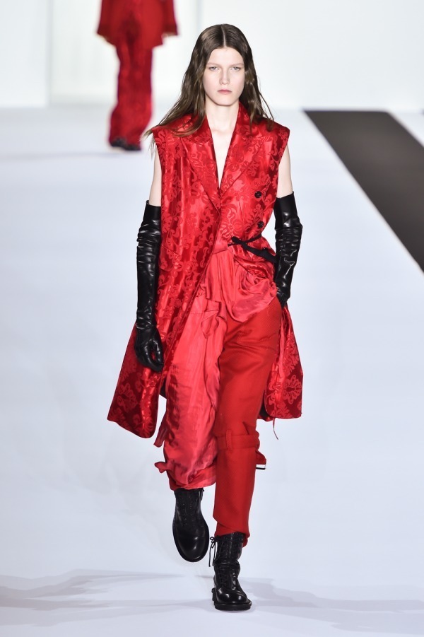 アン ドゥムルメステール(ANN DEMEULEMEESTER) 2019-20年秋冬ウィメンズコレクション  - 写真13