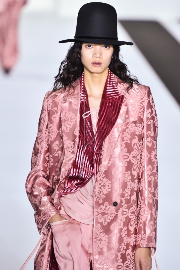 アン ドゥムルメステール(ANN DEMEULEMEESTER) 2019-20年秋冬ウィメンズコレクション  - 写真18