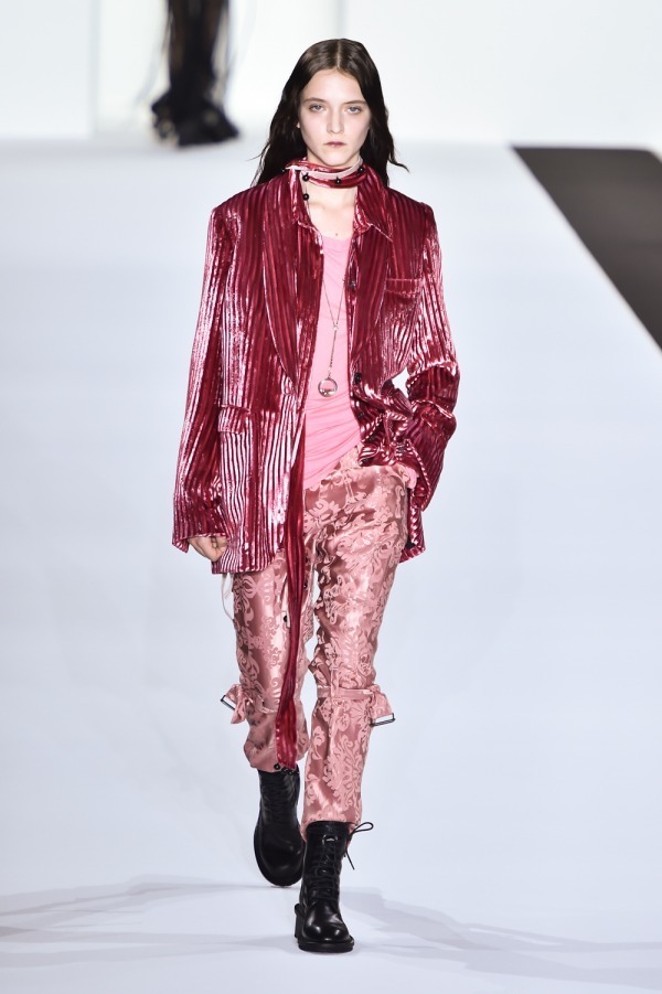 アン ドゥムルメステール 2019-20年秋冬<span>コレクション</span> - 写真21