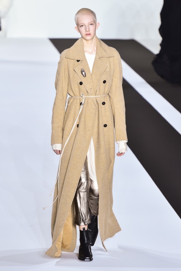 アン ドゥムルメステール(ANN DEMEULEMEESTER) 2019-20年秋冬ウィメンズコレクション  - 写真58