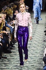 パコ ラバンヌ 2019年秋冬コレクション - ”ハリウッド黄金期”の社交場で女性たちが愛した装い｜写真3