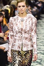 パコ ラバンヌ 2019年秋冬コレクション - ”ハリウッド黄金期”の社交場で女性たちが愛した装い｜写真20