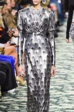 パコ ラバンヌ 2019年秋冬コレクション - ”ハリウッド黄金期”の社交場で女性たちが愛した装い｜写真64