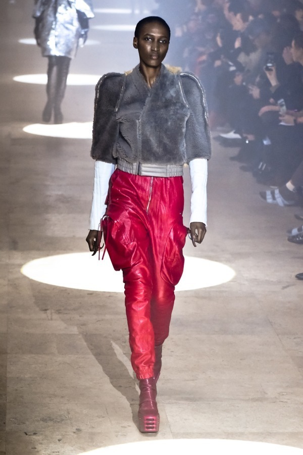 リック・オウエンス(Rick Owens) 2019-20年秋冬ウィメンズコレクション  - 写真15