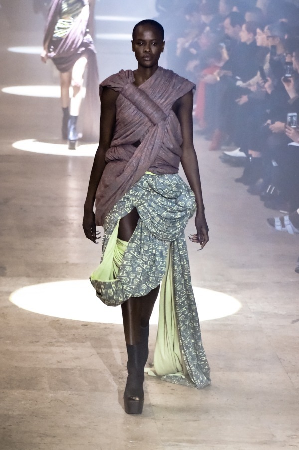 リック・オウエンス(Rick Owens) 2019-20年秋冬ウィメンズコレクション  - 写真25