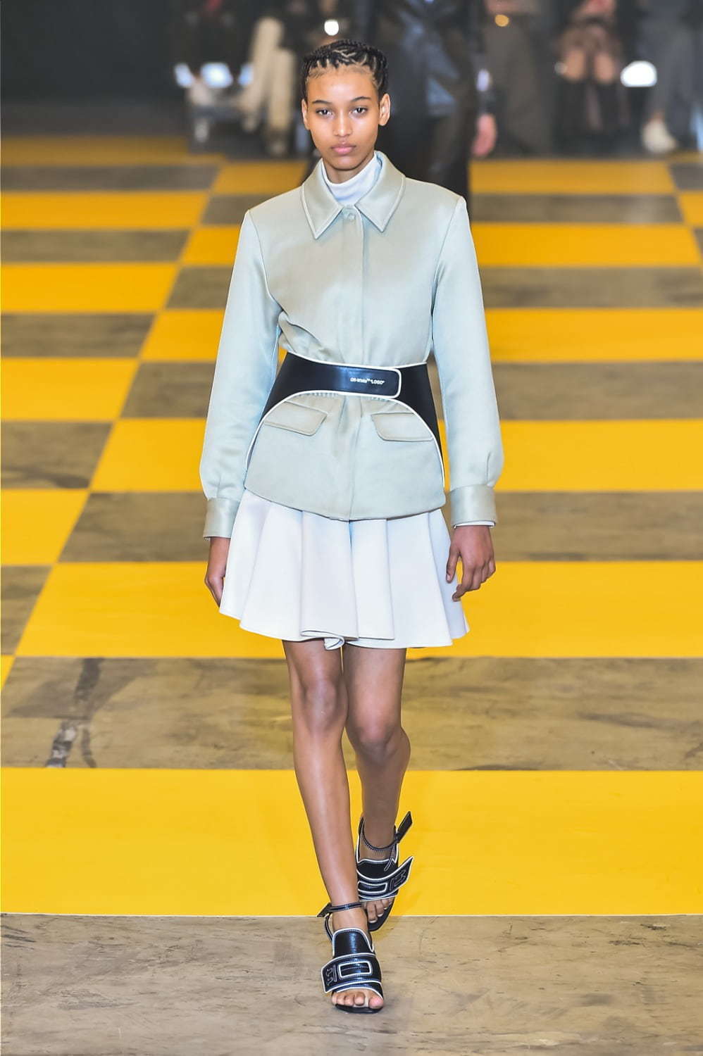 オフ-ホワイト  2019-20年秋冬<span>コレクション</span> - 写真3